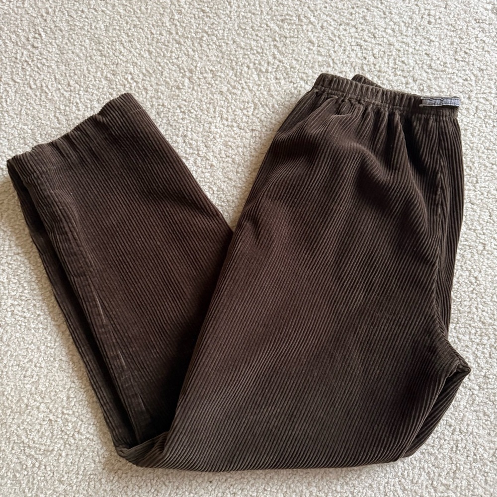 Mod-o-doc corduroy pants